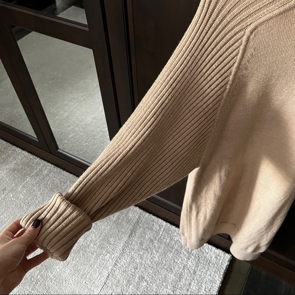 Club Monaco camel sweater dress - Picture 3 of 10